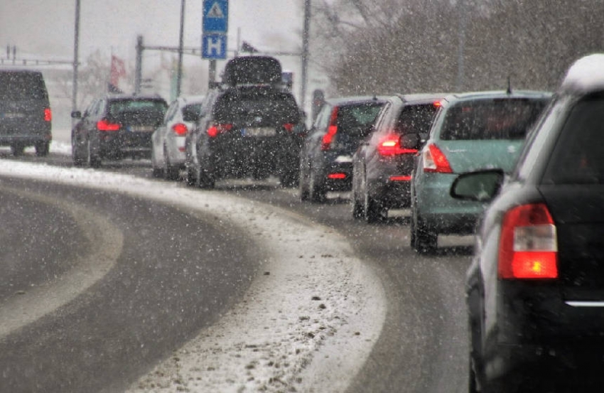 OBVEZA ZIMSKE OPREME: Zimske dionice javnih cesta u RH i kazne za prekršitelje